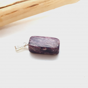 pendentif en charoite